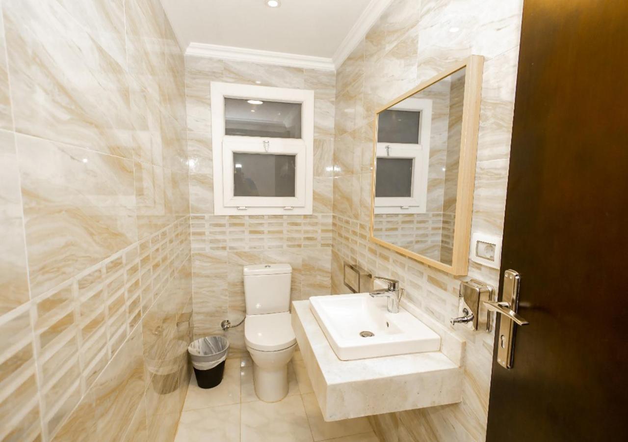 Apartment Luxury 4br Pool View Cairo