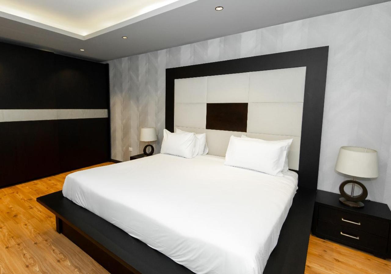Appartement Luxury 4br Pool View
